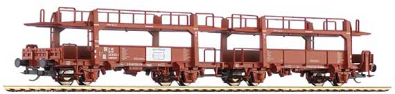 Automobile transporter car for "Tourex” train<br /><a href='images/pictures/Tillig/15594.jpg' target='_blank'>Full size image</a>
